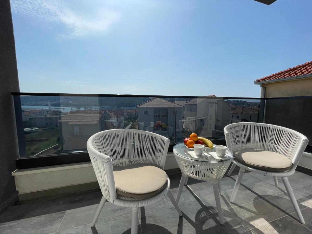 Апартаменти Sky Garden Трогір Екстер'єр фото